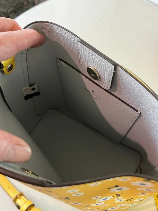 Kate Spade Darcy bucket bag and wallet
Yellow floral - Picture 7 of 10